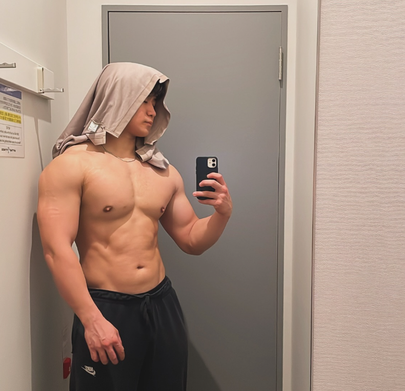 高瀬さんの超絶マッチョ姿胸筋ハンパないね♡