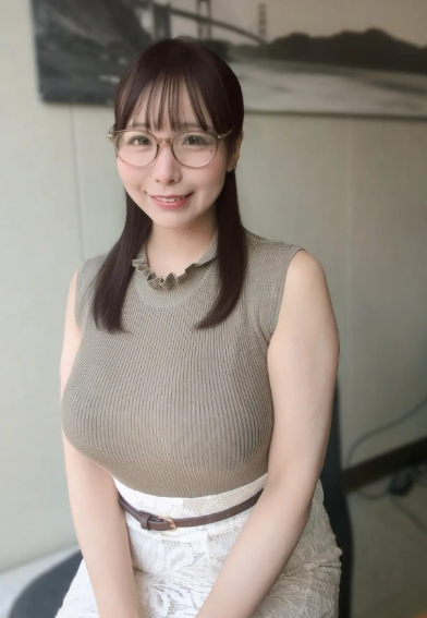 美咲さんは巨乳ラジオパーソナリティーだった♡